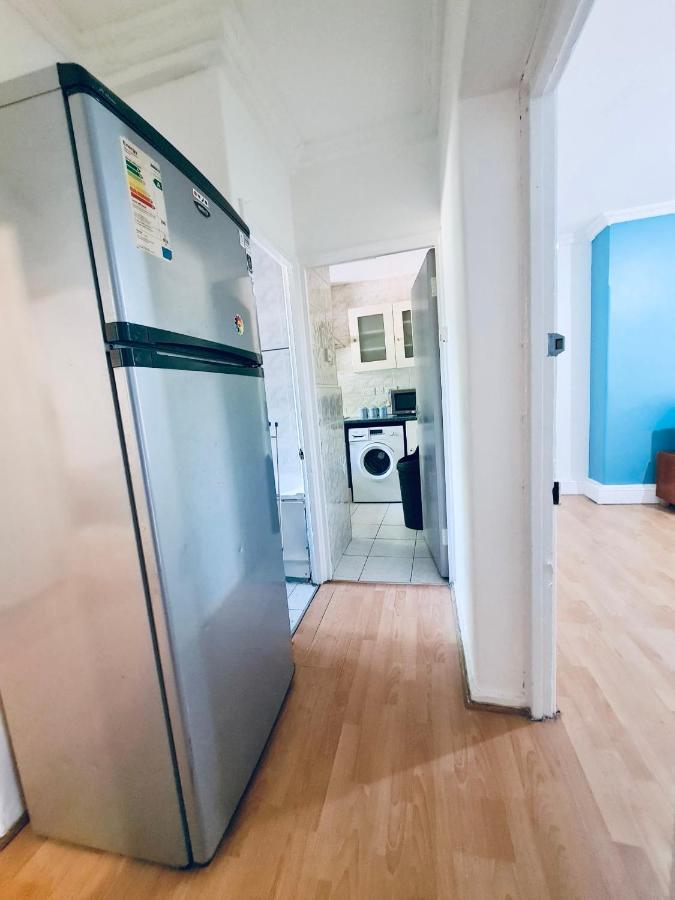 Stunning 3 Bedroom Flat In Stockwell London Exterior photo