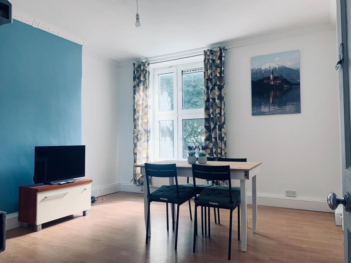 Stunning 3 Bedroom Flat In Stockwell London Exterior photo